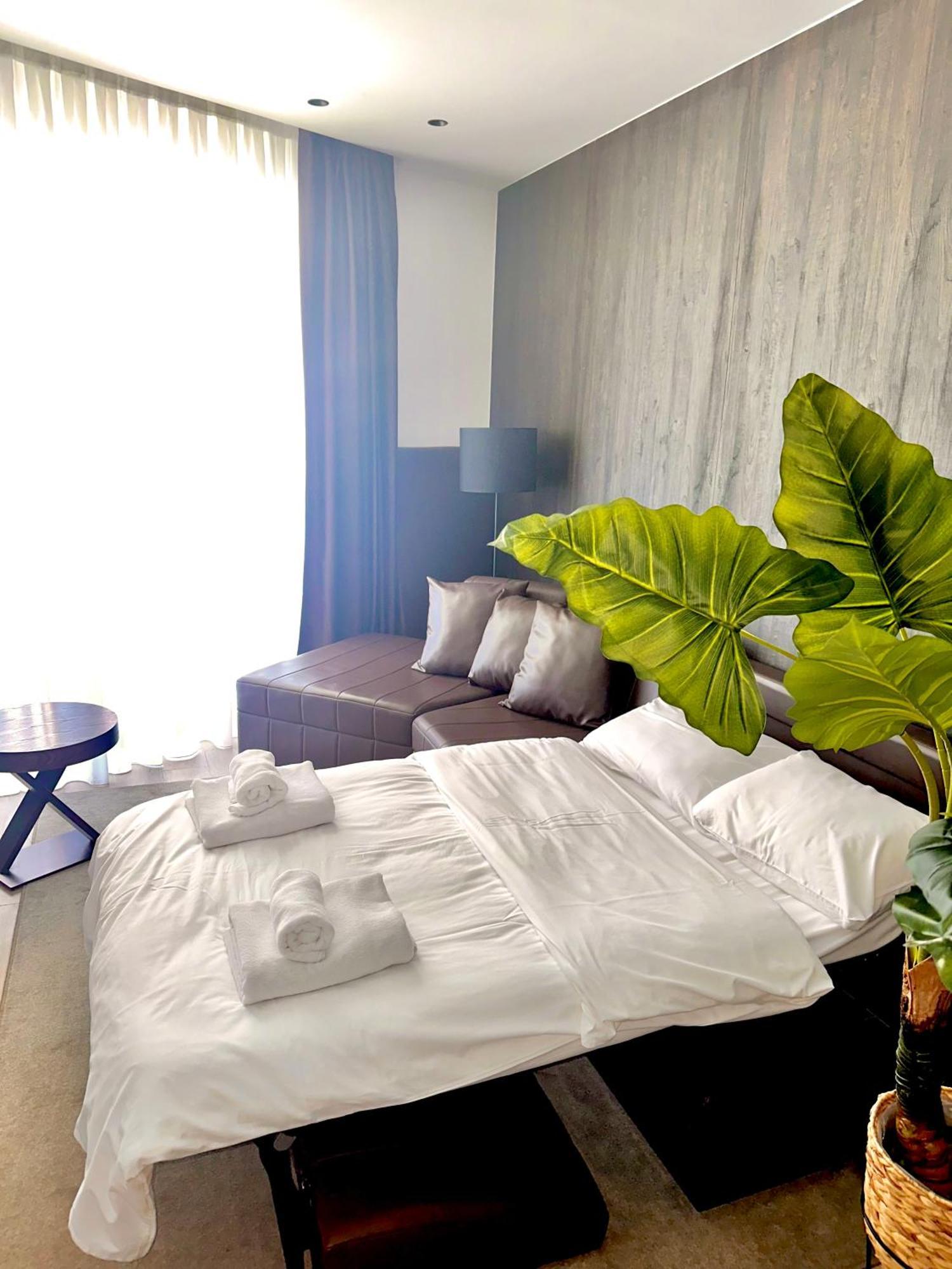 Green Stone Apartments Hotel Rafajlovići Esterno foto